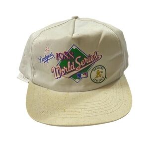 Vintage 1988 World Series SnapBack Trucker Hat LA Dodgers Vs Oakland Athletics